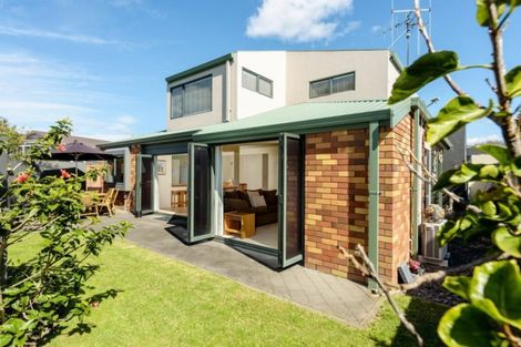 Photo of property in 90 Muricata Avenue, Mount Maunganui, 3116