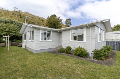 Photo of property in 69 Oranga Street, Westown, New Plymouth, 4310
