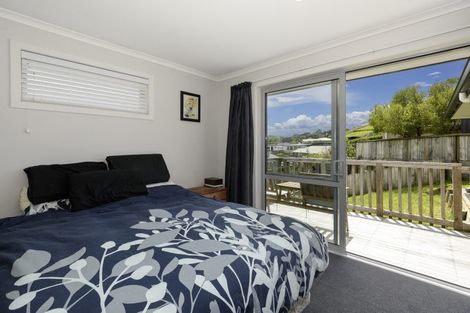 Photo of property in 142 Ballintoy Park Drive, Welcome Bay, Tauranga, 3175