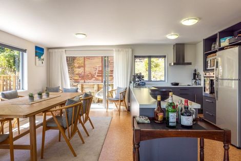 Photo of property in 142 Waiheke Road, Waiheke Island, 1971