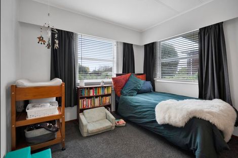Photo of property in 17d Manu Crescent, Upper Vogeltown, New Plymouth, 4310