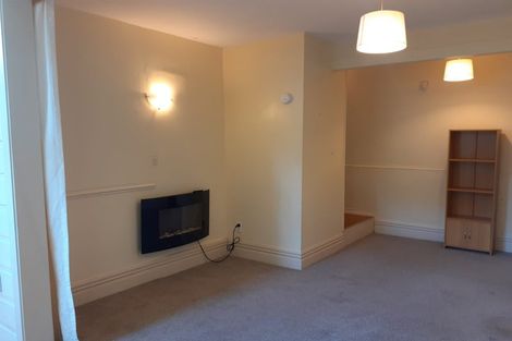 Photo of property in 36 Macdonald Crescent, Te Aro, Wellington, 6011