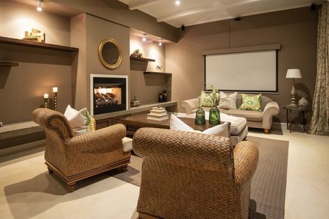 Photo of property in 42 Manor Park, Sunnyhills, Auckland, 2010