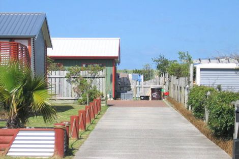 Photo of property in 40b Simpson Road, Papamoa Beach, Papamoa, 3118