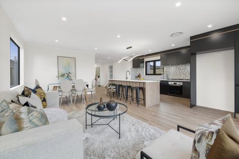 Photo of property in 658d Te Atatu Road, Te Atatu Peninsula, Auckland, 0610