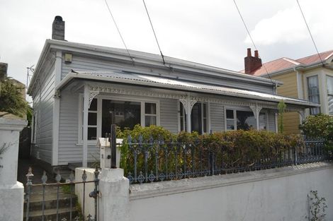 Photo of property in 30 Thompson Street, Mount Cook, Wellington, 6011