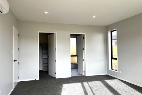 Photo of property in 7 Paihere Street, Huapai, Kumeu, 0810