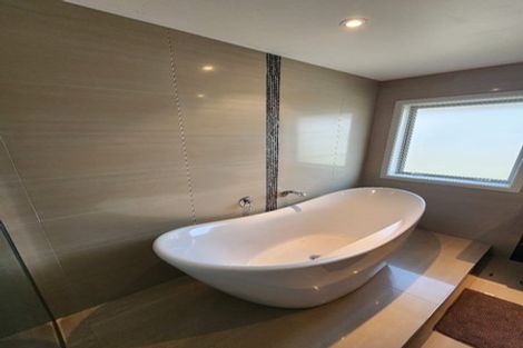 Photo of property in 6 Hampshire Court, Flagstaff, Hamilton, 3210