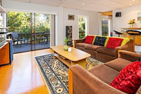 Photo of property in 16 Proteus Place, Half Moon Bay, Auckland, 2012