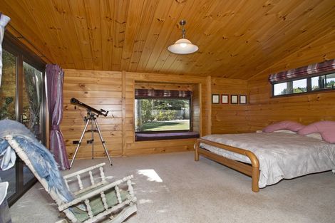 Photo of property in 345 Aokautere Drive, Aokautere, Palmerston North, 4471