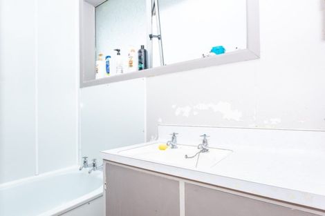 Photo of property in 58 Lawrence Street, Outer Kaiti, Gisborne, 4010