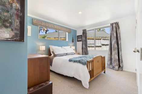 Photo of property in 7 Ranch Place, Pukekohe, 2120