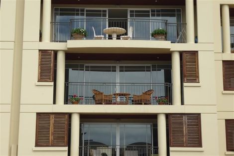 Photo of property in Admiralty Courts, 7/42 Marriner Street, Sumner, Christchurch, 8081