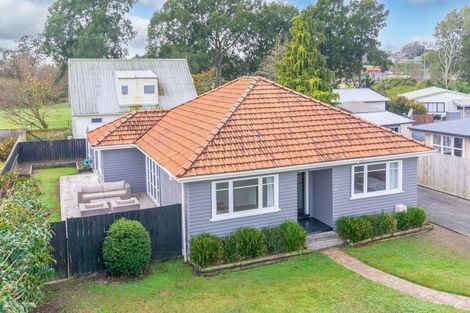 Photo of property in 28 Walsh Street, Forest Lake, Hamilton, 3200