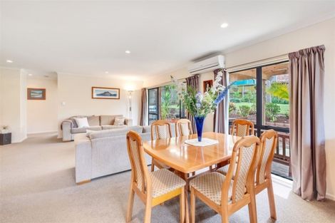 Photo of property in 19 San Pedro Place, Henderson, Auckland, 0612