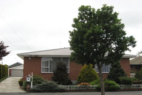 Photo of property in 16 Sandringham Place, Bryndwr, Christchurch, 8053