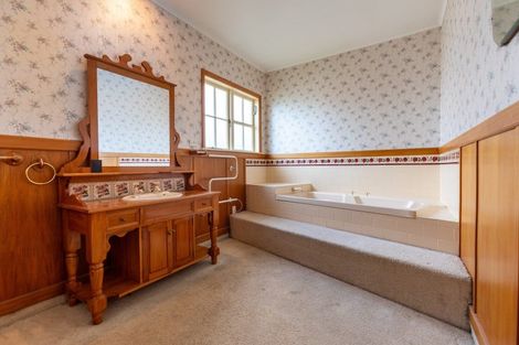 Photo of property in 12 Gertrude Street, Dannevirke, 4930