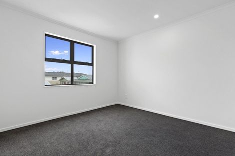 Photo of property in Valencia Court, 2/29 May Street, Mount Maunganui, 3116