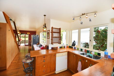 Photo of property in 20 Sea View Road, Leigh, Warkworth, 0985