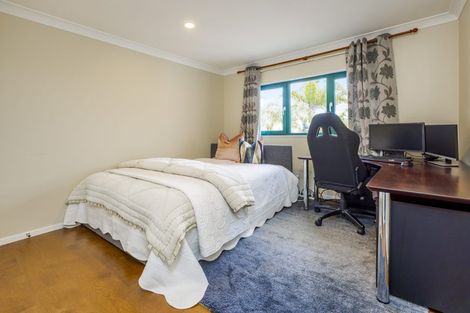 Photo of property in 10 St Elmo Rise, Shamrock Park, Auckland, 2016