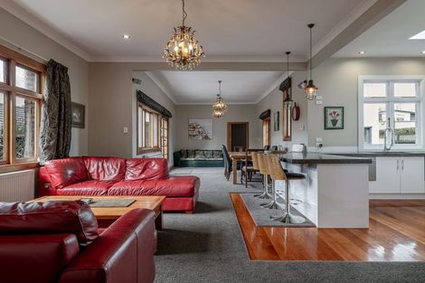 Photo of property in 24 Elmira Avenue, Hokowhitu, Palmerston North, 4410