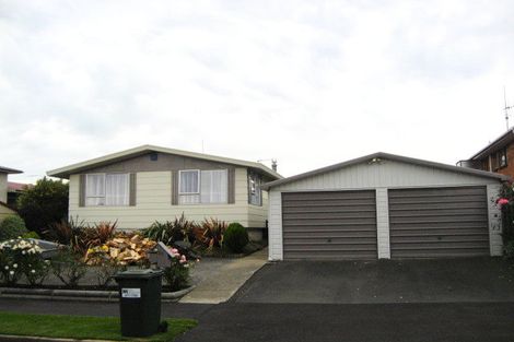 Photo of property in 29 Estuary Crescent, Fairfield, Dunedin, 9018