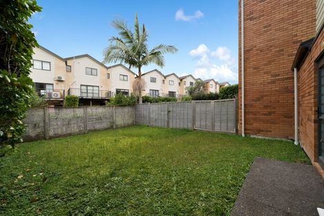 Photo of property in St Claire Village, 58/172 Mcleod Road, Te Atatu South, Auckland, 0610