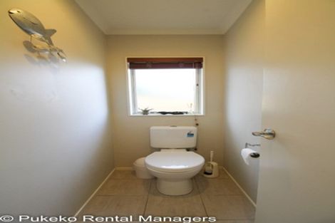 Photo of property in 38 Belfry Place, Wattle Downs, Auckland, 2103
