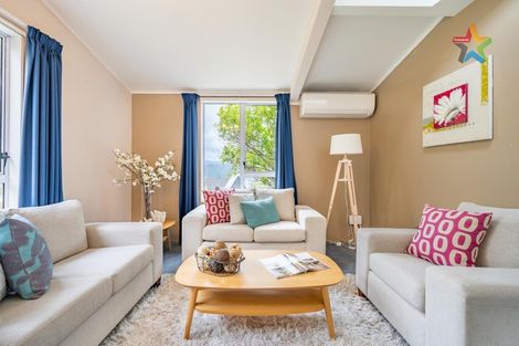 Photo of property in 117 Tirohanga Road, Tirohanga, Lower Hutt, 5010