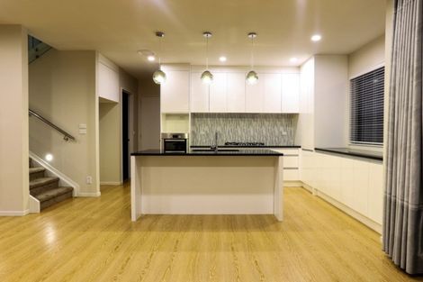 Photo of property in 18 Kingfisher Road, Silverdale, 0932