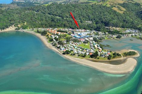 Photo of property in 15 Waiwera Place, Waiwera, Orewa, 0994