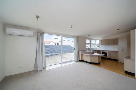 Photo of property in 22 Grey Street, Hawera, 4610