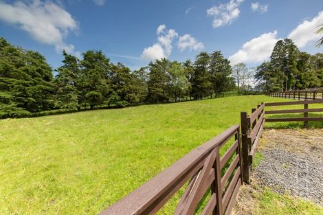 Photo of property in 16 Fletcher Road, Waimauku, 0881