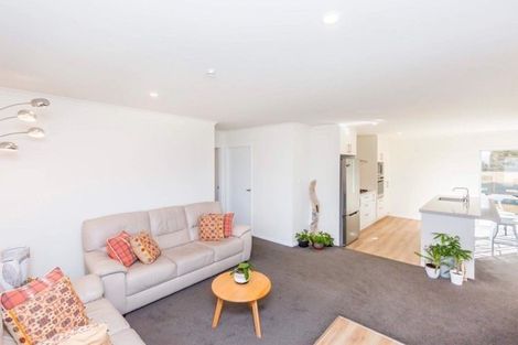 Photo of property in 115 Riverstone Drive, Riverstone Terraces, Upper Hutt, 5018