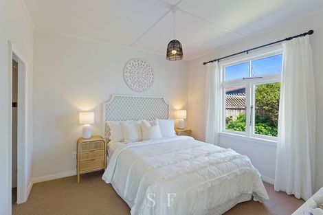 Photo of property in 15 Rauparaha Street, Waikanae Beach, Waikanae, 5036