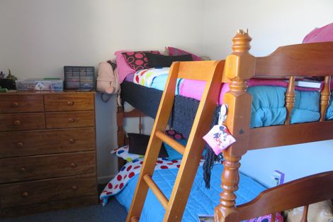 Photo of property in 1 Erskine Street, Winchester, 7985