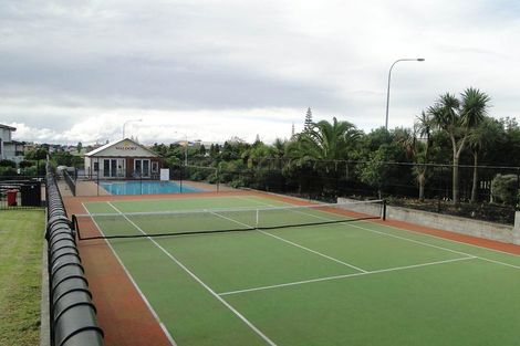 Photo of property in 4/1 Opito Way, East Tamaki, Auckland, 2013