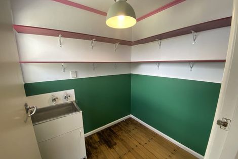 Photo of property in 24 Merton Crescent, Pirimai, Napier, 4112