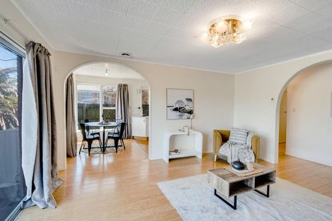 Photo of property in 10 Kowhai Street, Hamilton Lake, Hamilton, 3204