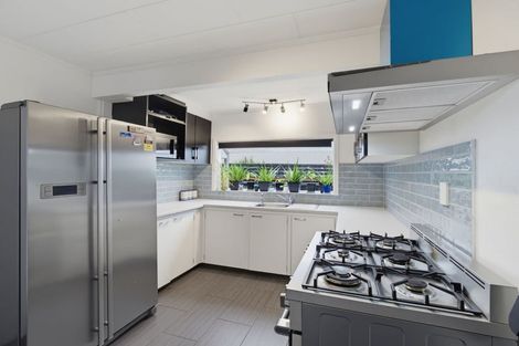 Photo of property in 170 Mcmurdo Street, Tinwald, Ashburton, 7700
