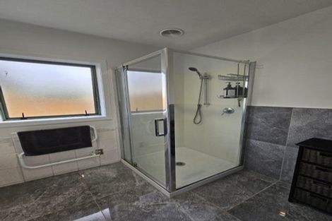 Photo of property in 24 Carillon Place, Massey, Auckland, 0614