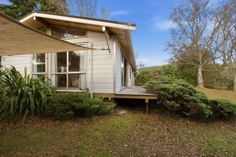 Photo of property in 4 Irwin Place, Kinloch, Taupo, 3377