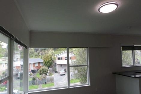 Photo of property in 1/24 Sovereign Place, Glenfield, Auckland, 0629