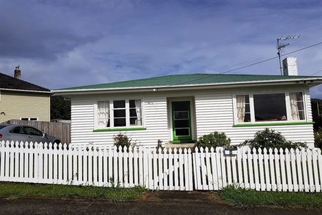 Photo of property in 8 Hukatai Street, Elsdon, Porirua, 5022