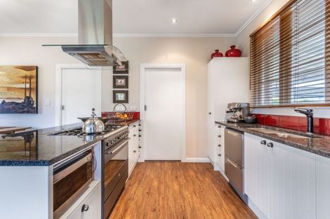 Photo of property in 29 Queen Street, Winton, 9720