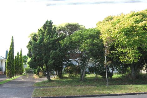 Photo of property in 156 View Road, Sunnyvale, Auckland, 0612
