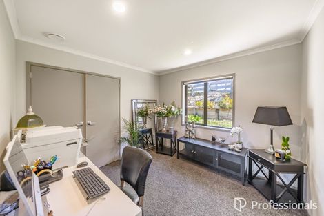 Photo of property in 35 Percy Kinsman Crescent, Riverstone Terraces, Upper Hutt, 5018