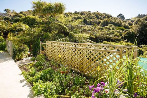 Photo of property in 4 Panorama Grove, Harbour View, Lower Hutt, 5010