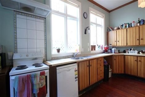 Photo of property in 5 Maurice Terrace, Te Aro, Wellington, 6011