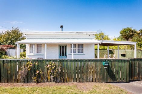 Photo of property in 24 Criterion Street, Bulls, 4818